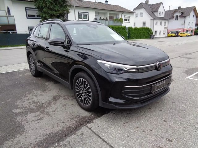 Volkswagen Tiguan DSG Life