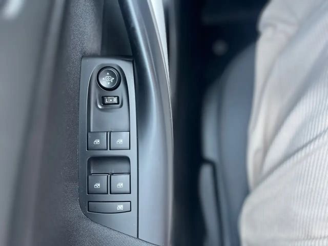 Opel Astra Edition Sports Tourer