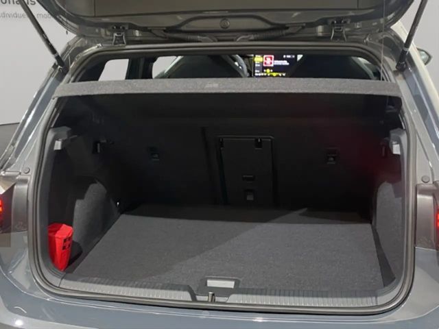 Volkswagen Golf 1.5 TSI R-Line