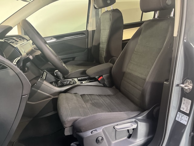 Volkswagen Touran Touran HIGHLINE 1.5 TSI DSG NAV AHK LED APPCONNECT