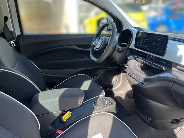 Fiat 500 mit Rückfahrkamera*PDC*Carplay