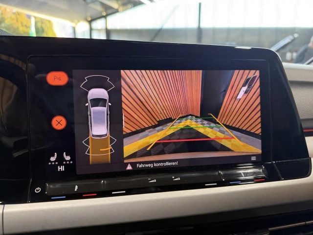 Volkswagen Golf DSG Life Variant