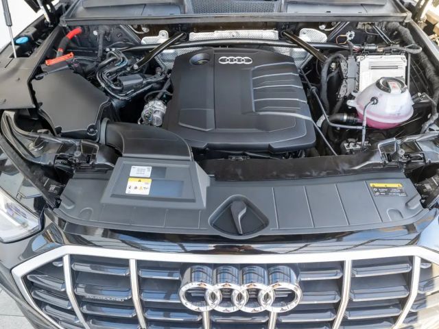 Audi Q5 40 TDI Quattro S-Line Sportback