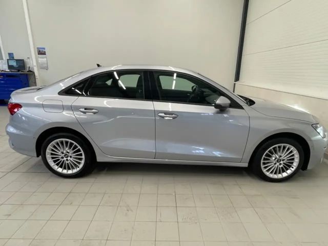 Audi A3 30 TDI Sedan