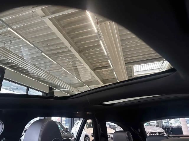 Mercedes-Benz E 200 AMG Line Estate