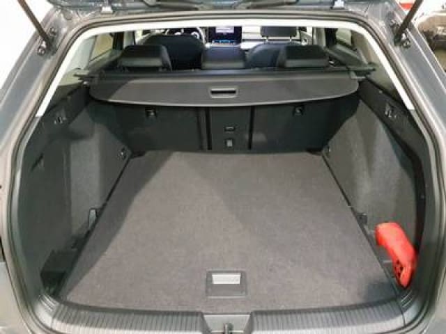 Volkswagen Golf 2.0 TDI DSG Variant