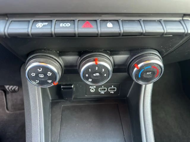 Renault Captur TCe 140 Zen