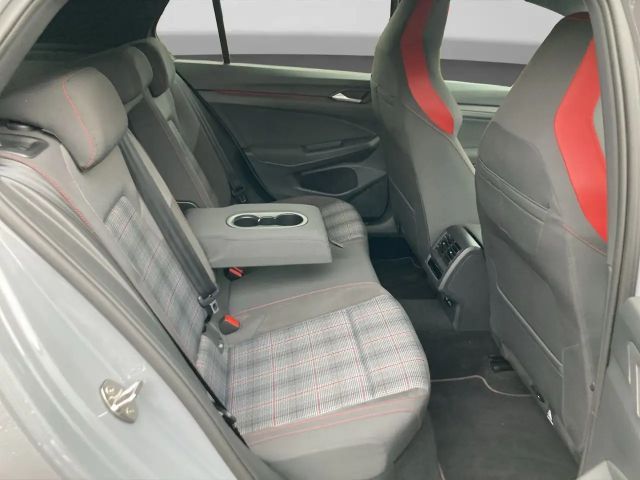 Volkswagen Golf DSG GTI Style