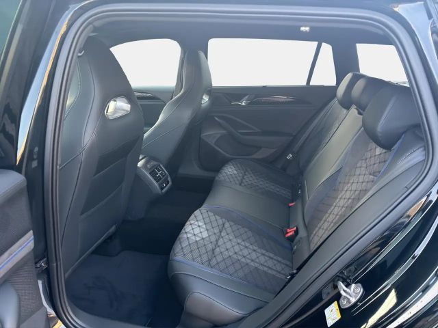 Volkswagen Passat 2.0 TDI DSG R-Line Variant