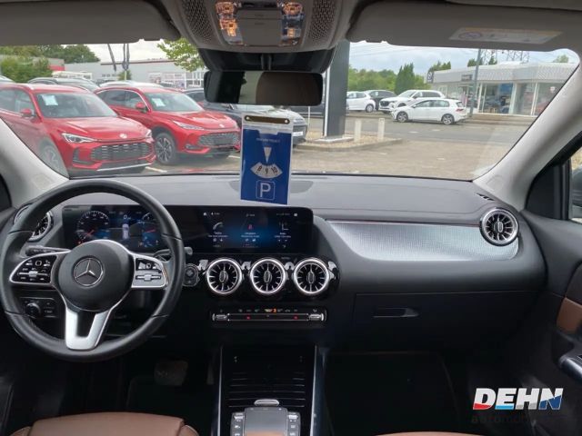 Mercedes-Benz GLA 250 4MATIC Progressive