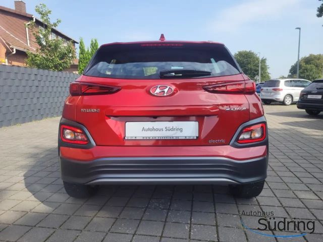 Hyundai Kona ACC Apple CarPlay Android Auto SHZ