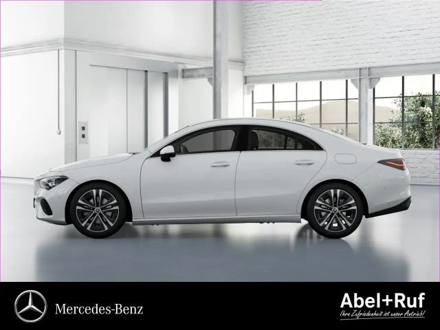 Mercedes-Benz CLA 200 Coupé Progressive