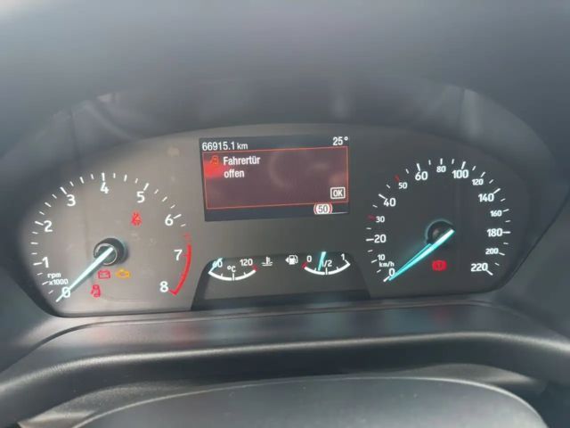 Ford Puma EcoBoost Titanium