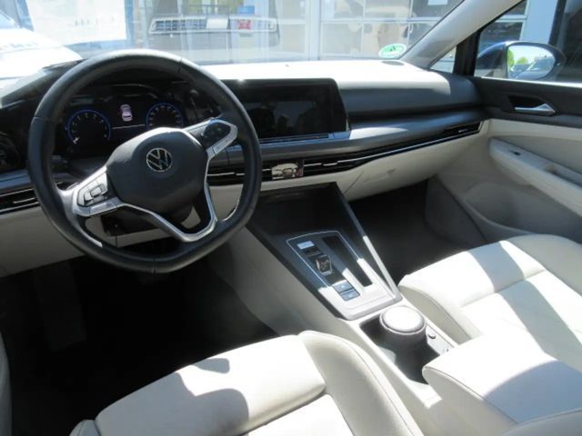 Volkswagen Golf 1.5 eTSI DSG IQ.Drive Style