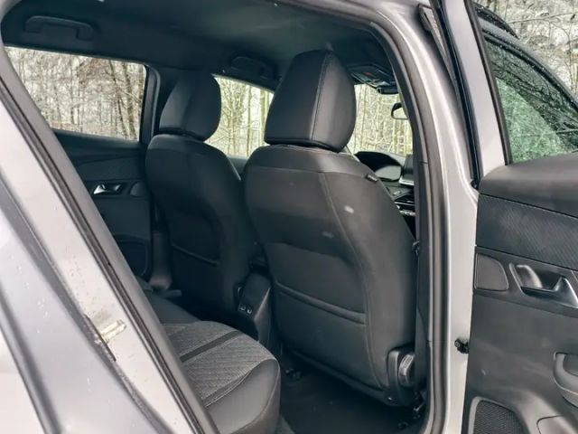 Peugeot 2008 Allure Pack Hybrid