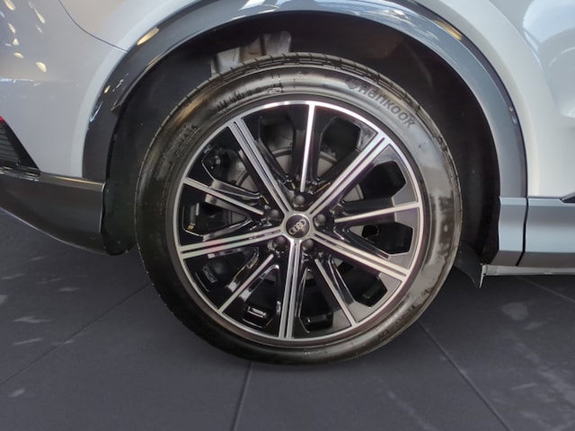 Audi Q4 e-tron SUV 45 e-tron Audi Q4 e-tron