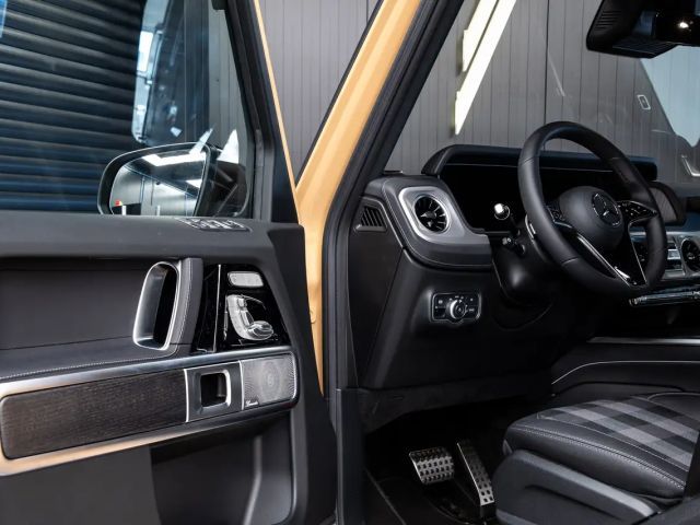 Mercedes-Benz G 450 G450d STRONGER THAN THE 1980s 1 of 460