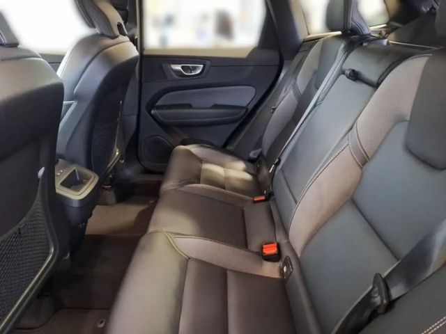 Volvo XC60 Dark Plus