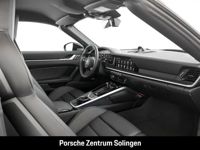 Porsche 992 Cabrio Carrera GTS