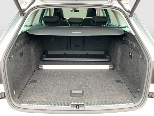 Skoda Superb 2.0 TDI Combi Style Style