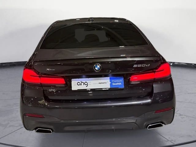 BMW 520 520d M-Sport Sedan xDrive