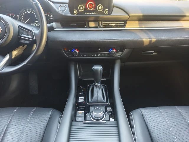 Mazda 6 2.5L SkyActiv Takumi