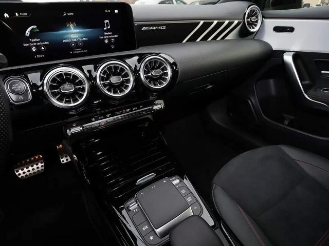 Mercedes-Benz A 35 AMG 4MATIC AMG Line