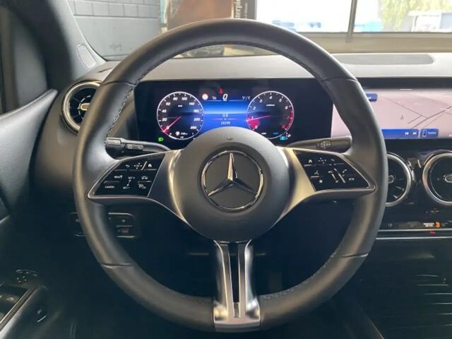 Mercedes-Benz B 180 Progressive