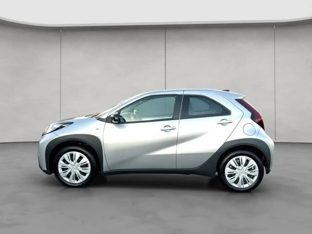Toyota Aygo X 1.0 VVT-i Hatchback Play S-CVT
