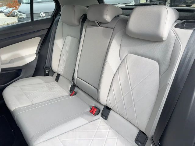 Volkswagen Golf GTE Style eHybrid