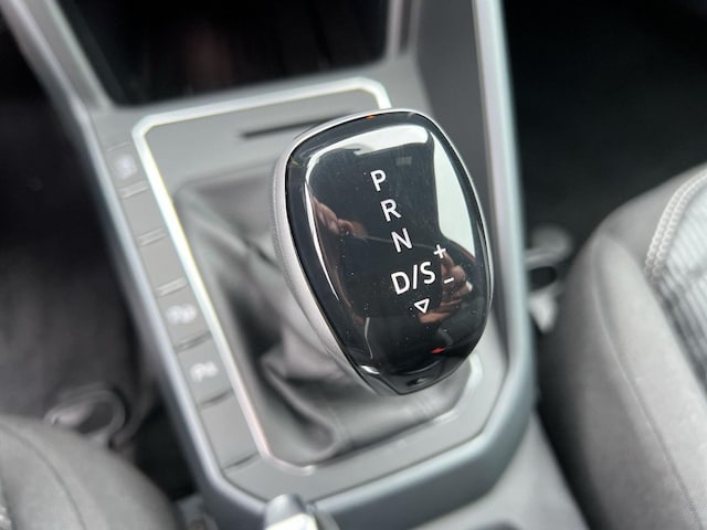 Volkswagen Polo 1.0 TSI DSG R-Line