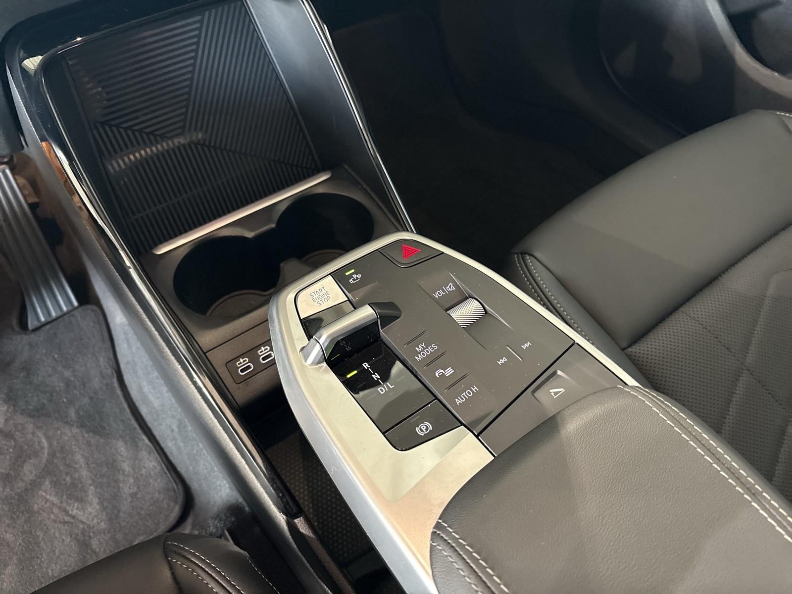 BMW 216 216i Luxury Line