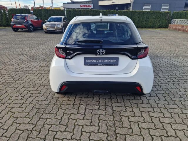 Toyota Yaris 1.0 VVT-i Comfort Hatchback