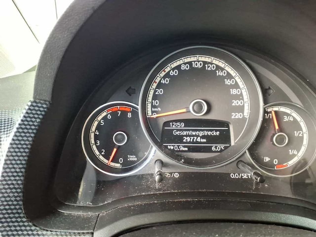 Volkswagen up! Move Move up!