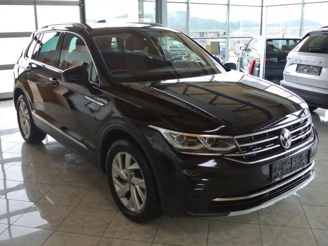 Volkswagen Tiguan 4Motion Elegance Elegance