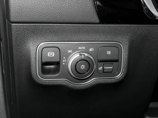 Mercedes-Benz EQA 300 4MATIC Progressive