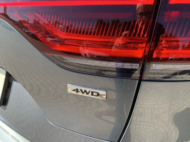 Renault Koleos Blue Initiale Paris