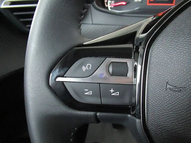 Peugeot 208 PureTech Style