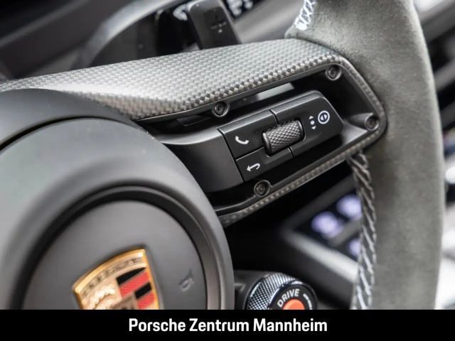 Porsche 992 Carrera Coupé GTS