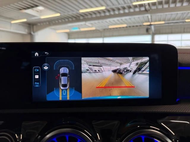 Mercedes-Benz CLA 200 AMG Line Coupé