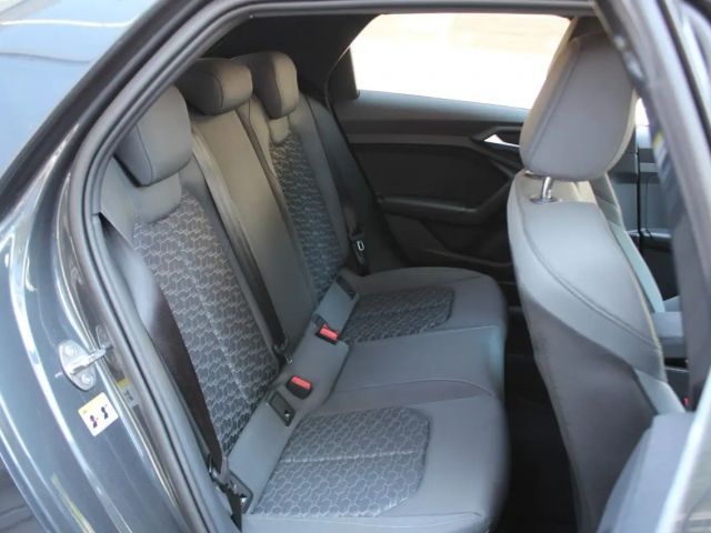 Audi A1 1.0 TFSI Sportback