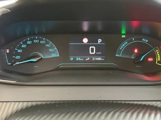 Peugeot E-2008 Active Pack