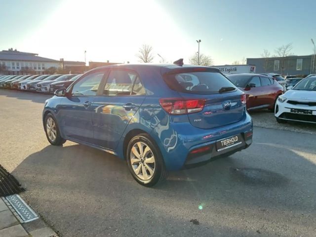 Kia Rio Vision