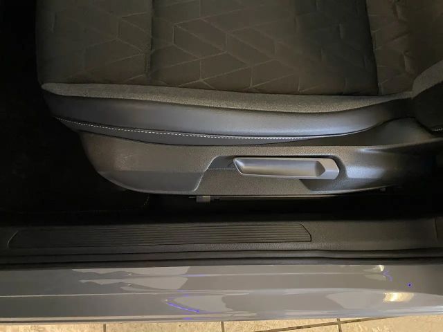 Volkswagen Golf 1.5 TSI BMT Golf VIII Life