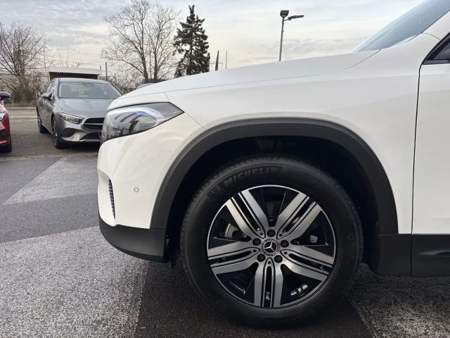 Mercedes-Benz EQB 350 4MATIC Electric Art