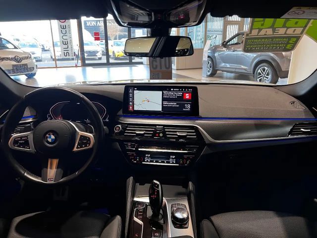 BMW 540 540d M-Sport Touring xDrive