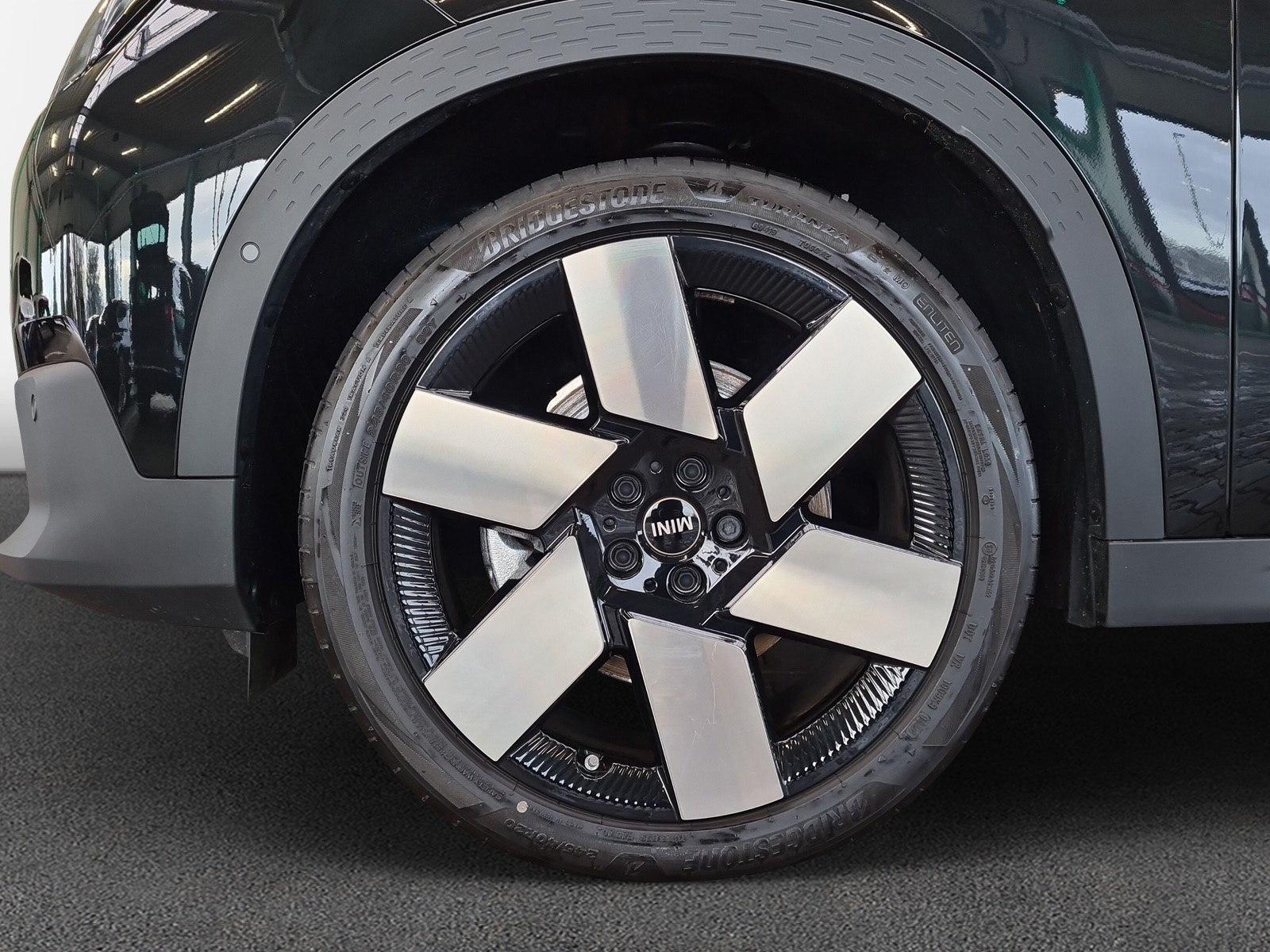 MINI Cooper C Countryman Countryman C Head-Up HK HiFi AHK LED HUD Pano uv