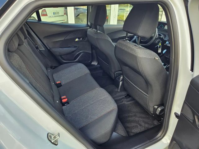 Peugeot 2008 Hybrid Style