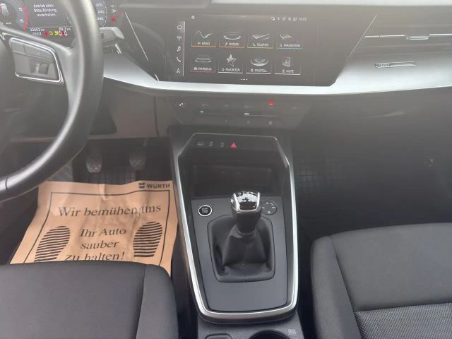 Audi A3 30 TDI Sedan