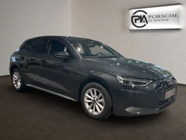 Audi A3 30 TFSI Sedan